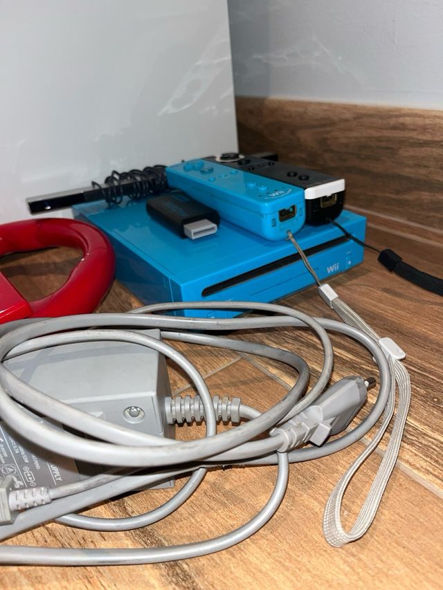 Consola Nintendo Wii Azul + Accesorios