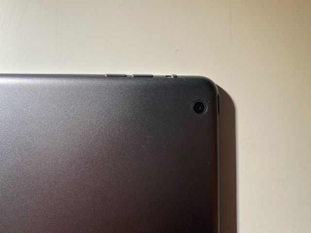 Apple iPad Gris con Funda