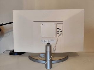 Monitor LG 27UL500-W 