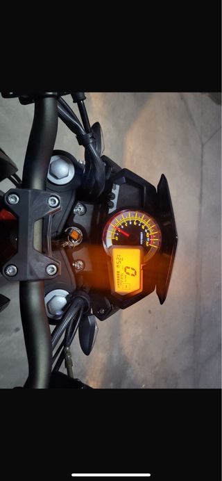 Moto Deportiva Negra