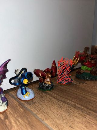 Figuras Skylanders y Portal led