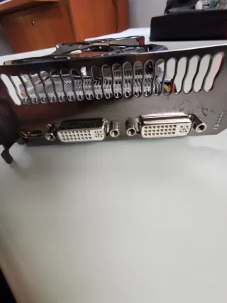 Tarjeta Gráfica Gigabyte GV-N56GSO-1GI