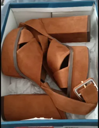 Zapatos de plataforma marrones