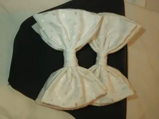 Lazo de pelo blanco