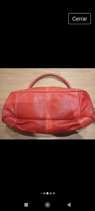 Bolso naranja y rojo