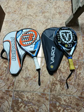 2 Palas de pádel Bullpadel y Vairo