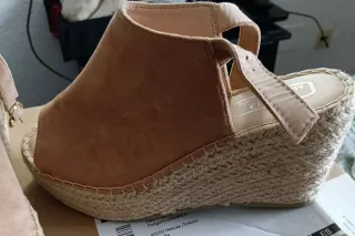 Sandalias cuña esparto beige
