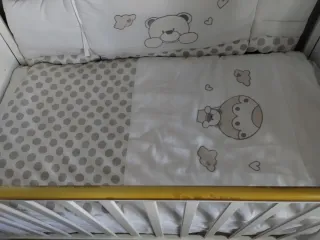 Culla Pali per neonato compresa di materasso 