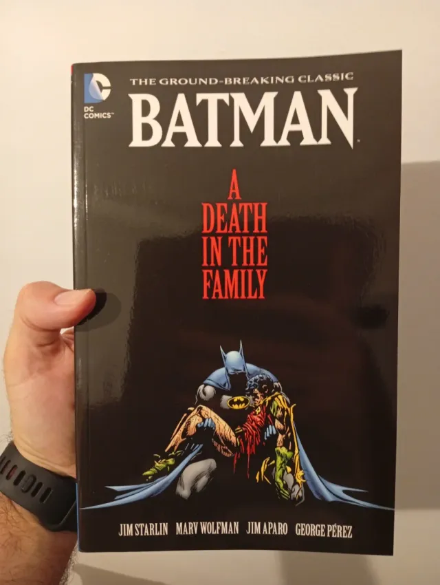 Batman: A Death in the Family. DC Comics. INGLÉS.