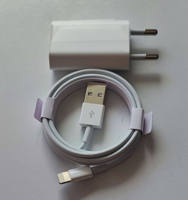 Cargador Apple iPhone Blanco Nuevo