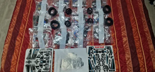 Mercedes F1 Technic 1642 pezzi