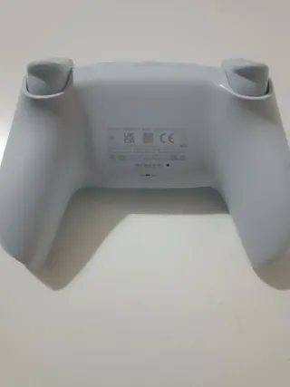 Mando PS5 Miku Hatsune y joysticks TMR magnéticos.