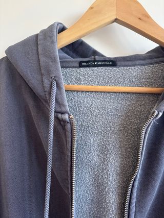 Sudadera con cremallera Brandy Melville azul/gris