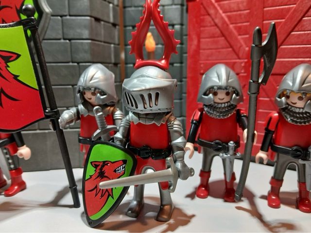 Playmobil Castillo + 12 Guerreros Lobo