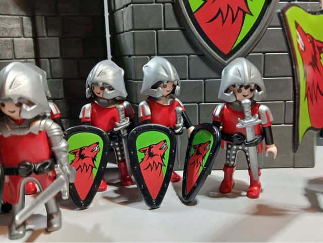Playmobil Castillo + 12 Guerreros Lobo