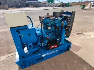 Grupo electrógeno John Deere 48kvas