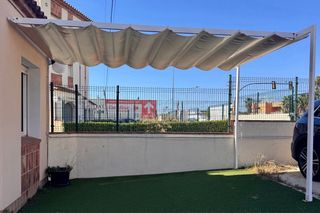 Pérgola corredera impermeable PVC beige/blanco