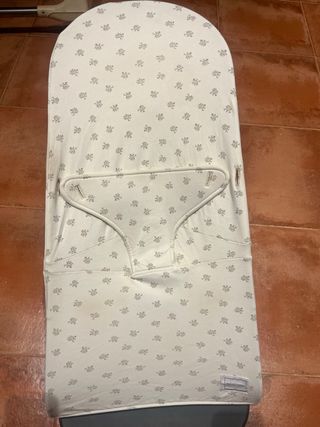 Funda para hamaca Babybjörn de la marca minicoton