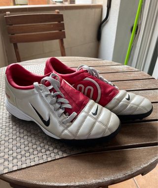 Zapatillas Nike Total 90 rojas