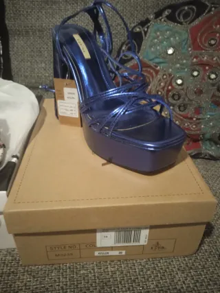Sandalias plataforma CORINA azul 39