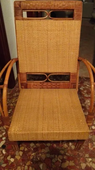 Par de sillones de mimbre muy cómodos