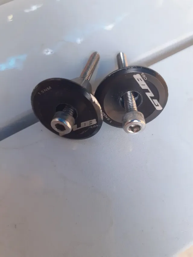 Tapones manillar bici carretera GUB