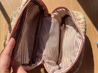 Mochila mini transparente rosa tejida