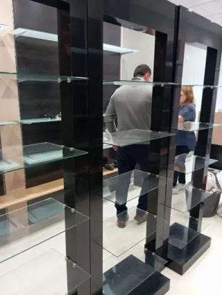 Muebles expositores para tienda