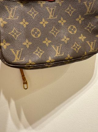Louis Vuitton Pochette Monogram