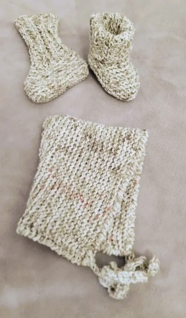 Patucos, capotas... para bebé