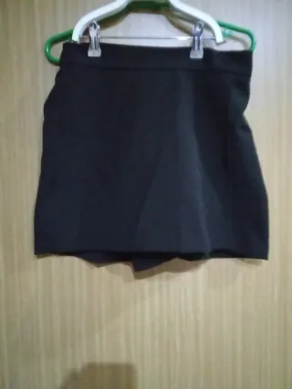 Falda short negra talla M