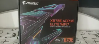 Gigabyte X870E AORUS ELITE WIFI7 Placa Base