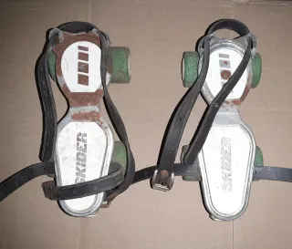 ANTIGUOS PATINES EXTENSIBLES DE LA MARCA SKIDER