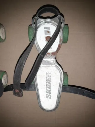 ANTIGUOS PATINES EXTENSIBLES DE LA MARCA SKIDER