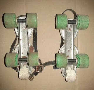 ANTIGUOS PATINES EXTENSIBLES DE LA MARCA SKIDER