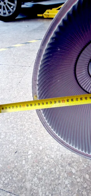 4 Candeeiros industriais  com lâmpadas de 250w