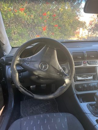 Mercedes-Benz  CLK 2004