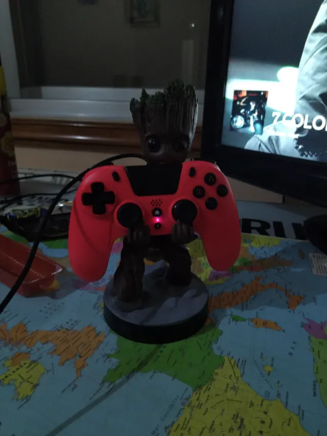 Sujetador de mandos Groot