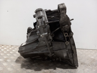 CAJA CAMBIOS VOLVO V40 CROSS COUNTRY D4204T13 JU3