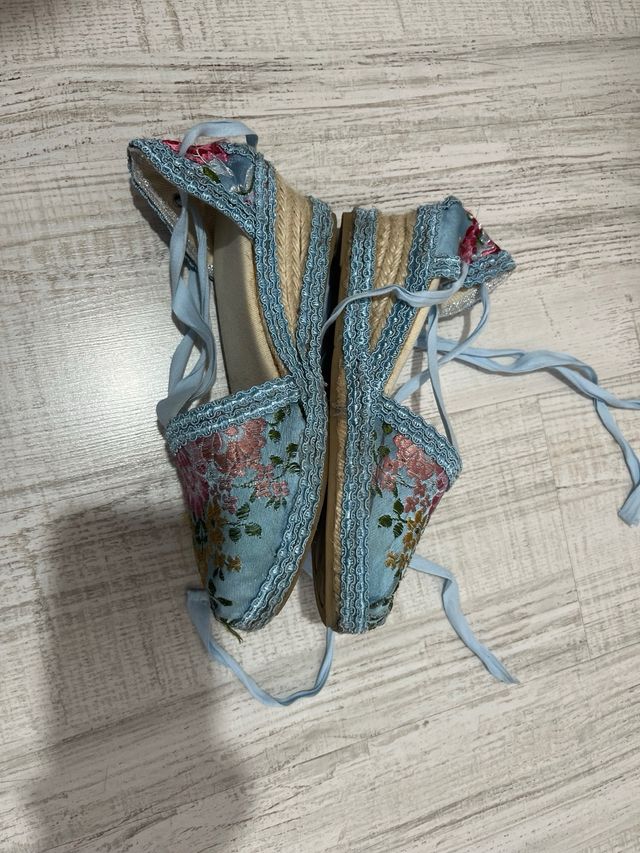 Espardeñas fallera bordadas