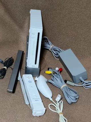 Consola Nintendo Wii + Mando + Nunchuk + WiiRemote