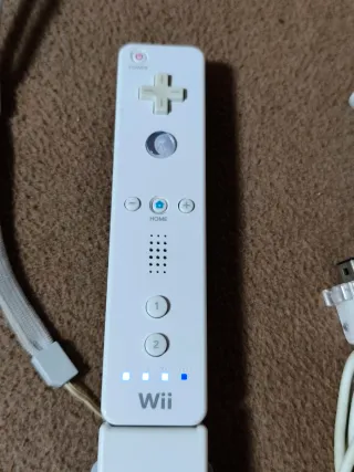Consola Nintendo Wii + Mando + Nunchuk + WiiRemote