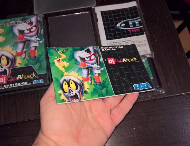 DECAP ATTACK + POSTER SEGA MEGA DRIVE