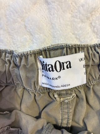 Pantalones cortos cargo tiro alto