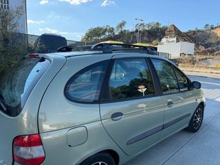 Renault Scenic 1.9 DCI