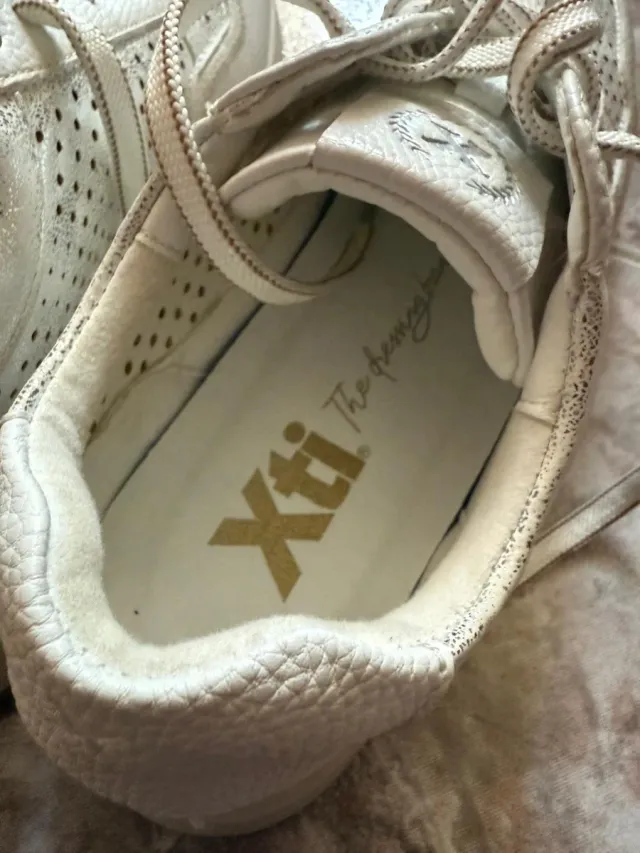 Zapatillas Xti Talla 40 Beige/Marrón