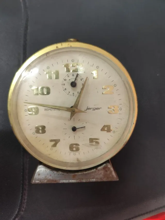 Reloj de mesa Jerger antiguo