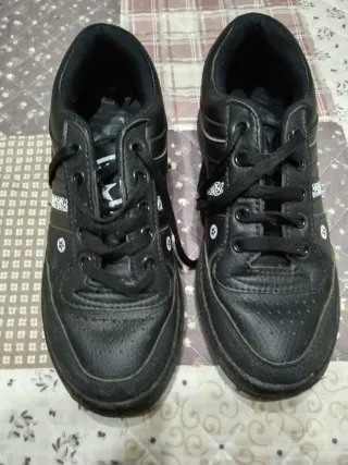 Zapatillas Paredes Estrella Negras Talla 40