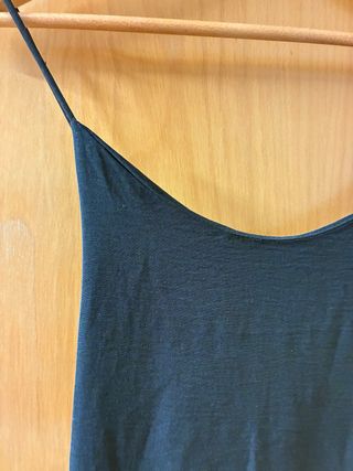Vestido largo negro de tirantes
