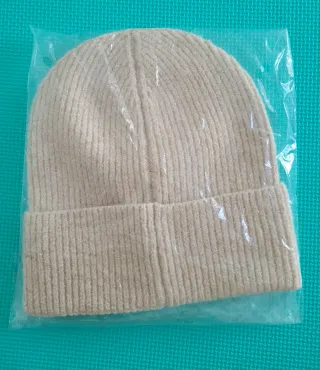 GORRO DE INVIERNO CON BRILLO.